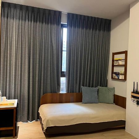 Fu'S House 52 Hotel Тайнан Екстериор снимка