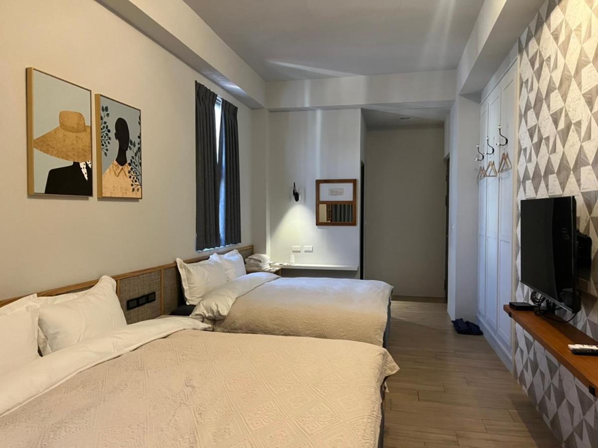 Fu'S House 52 Hotel Тайнан Екстериор снимка