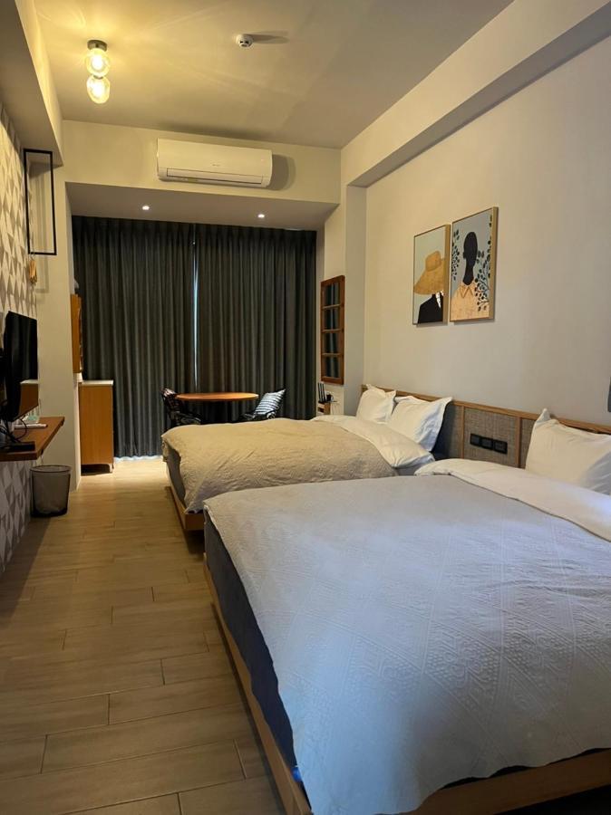 Fu'S House 52 Hotel Тайнан Екстериор снимка