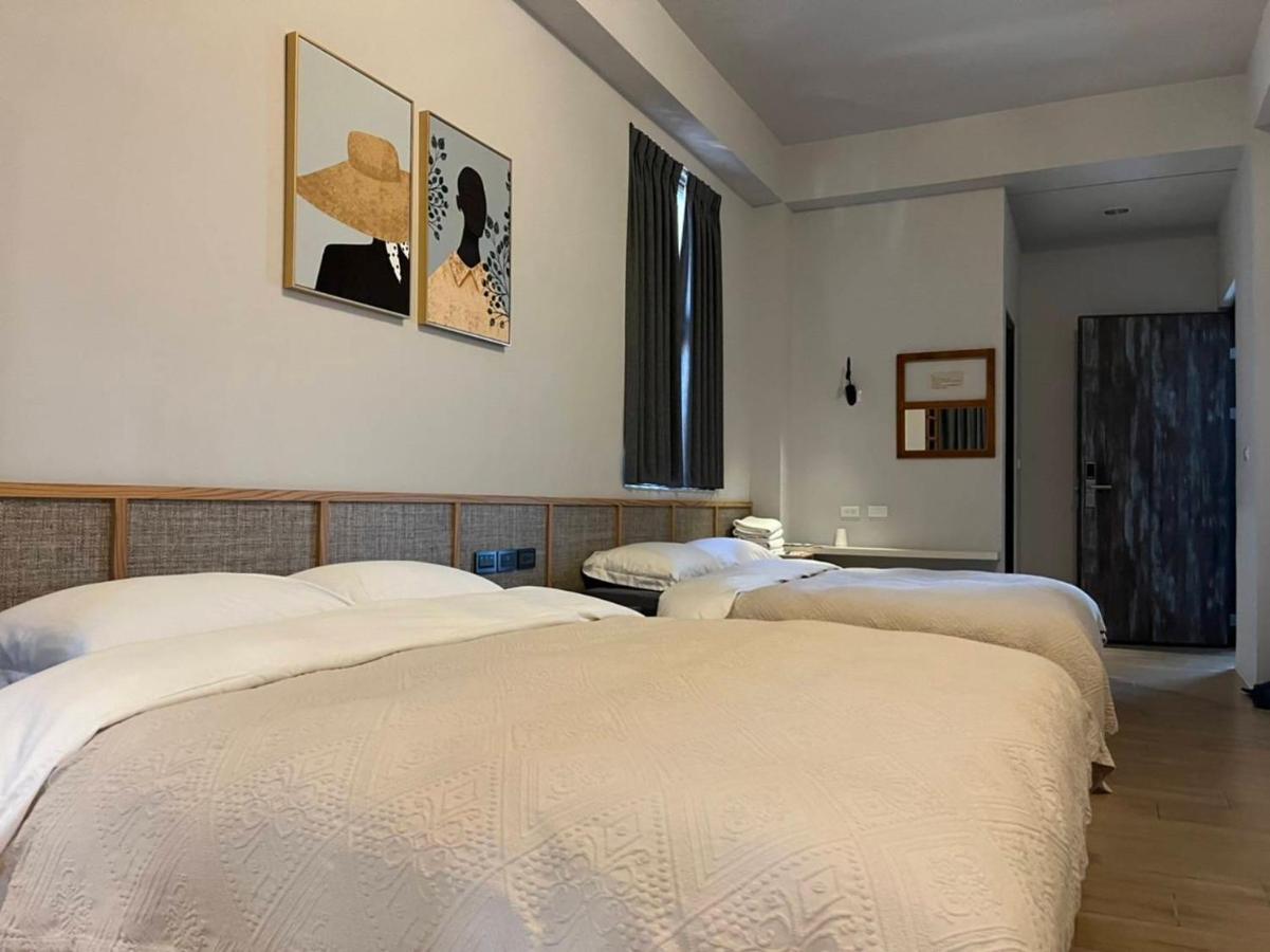 Fu'S House 52 Hotel Тайнан Екстериор снимка