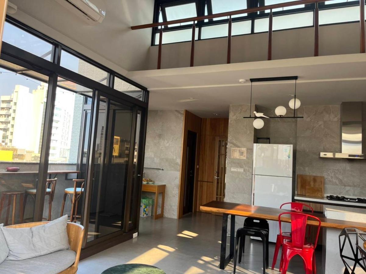 Fu'S House 52 Hotel Тайнан Екстериор снимка